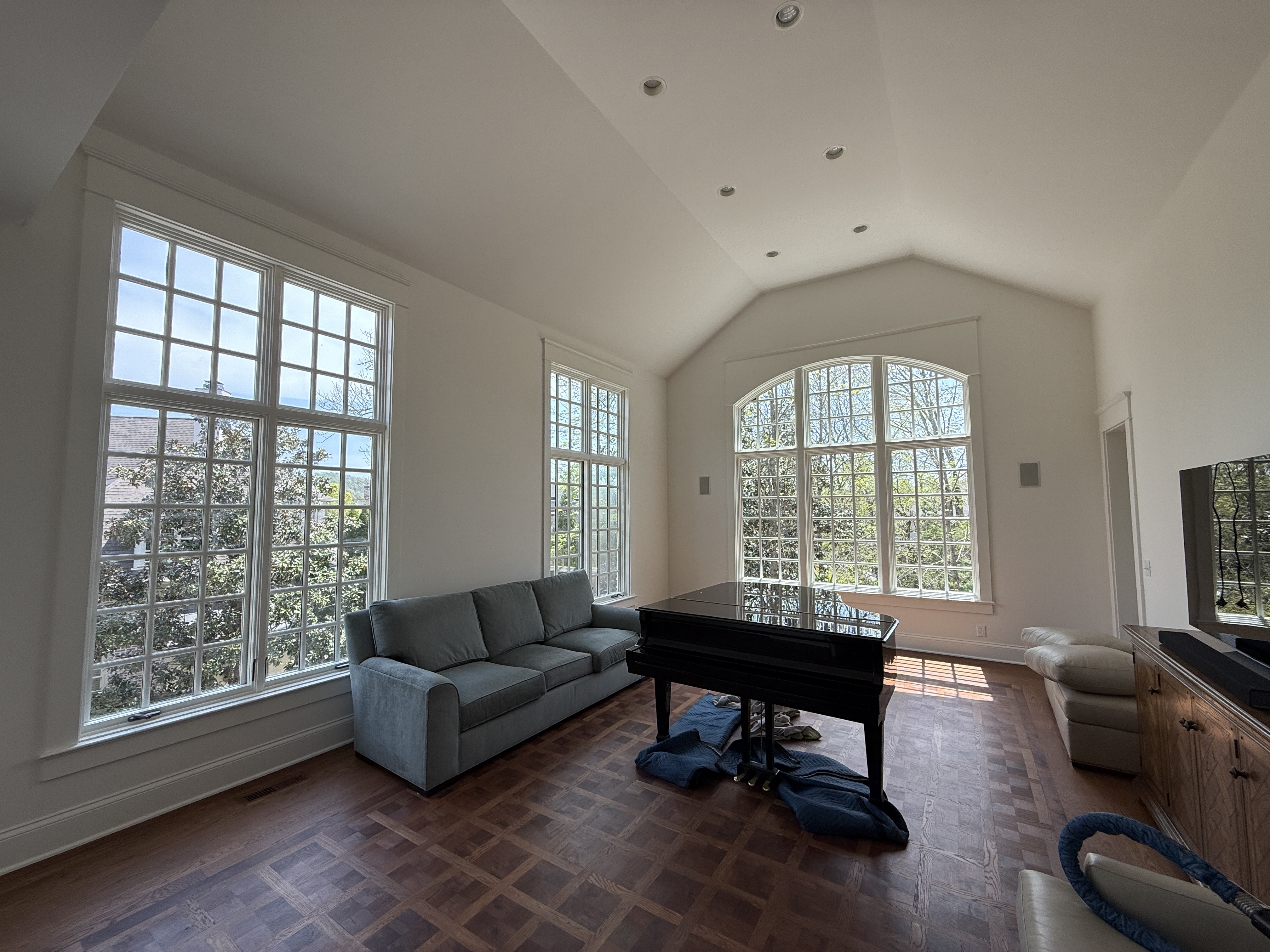 Freshly painted interior living room in Nashville 1